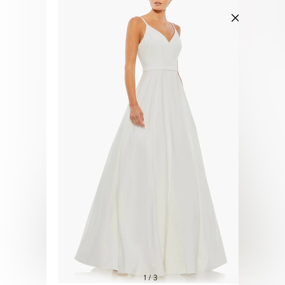 Ieena for Mac Duggal CLASSIC A-LINE V-NECK BALLGOWN